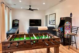 Pickle/Basketball, Gym, Rockwall, Arcade, Hot Tub!